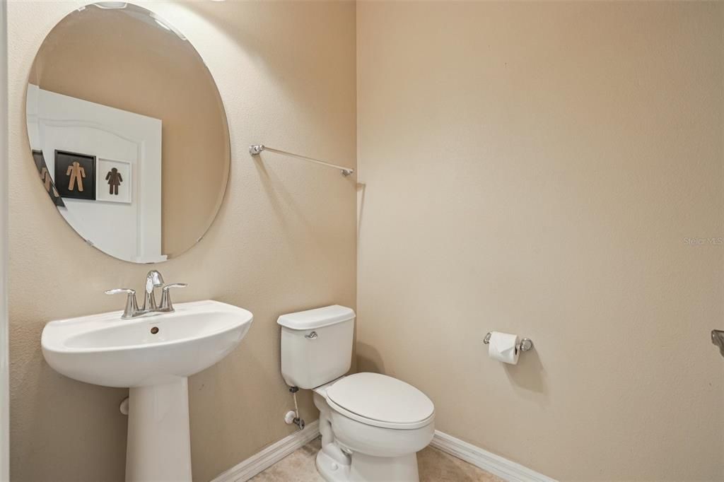 For Sale: $385,000 (3 beds, 2 baths, 1840 Square Feet)