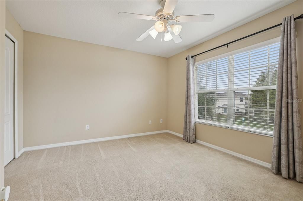 For Sale: $385,000 (3 beds, 2 baths, 1840 Square Feet)