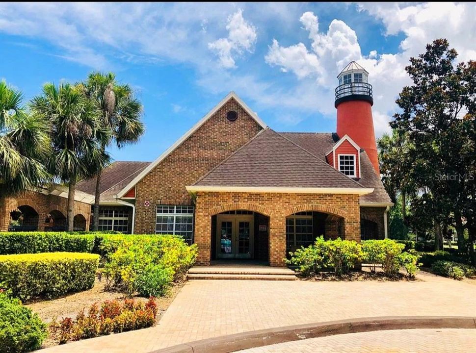 For Rent: $1,500 (1 beds, 1 baths, 642 Square Feet)