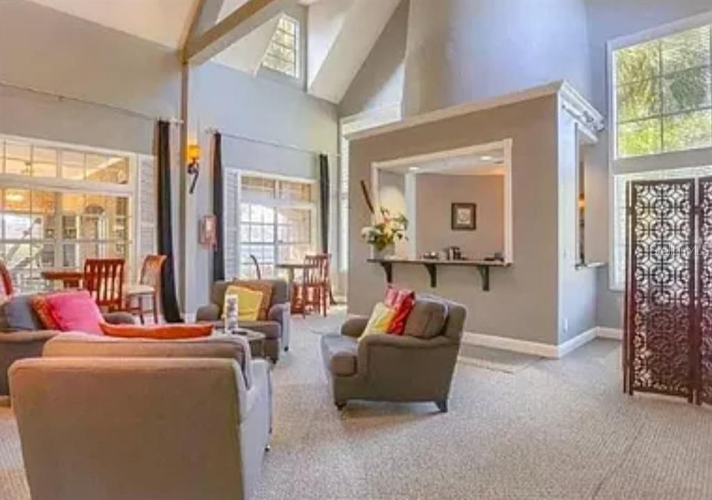 For Rent: $1,500 (1 beds, 1 baths, 642 Square Feet)