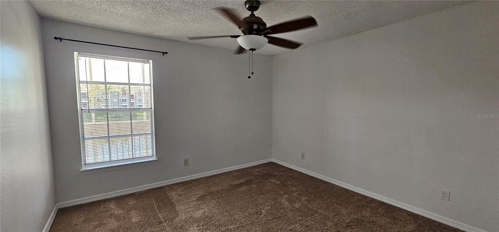 For Rent: $1,500 (1 beds, 1 baths, 642 Square Feet)