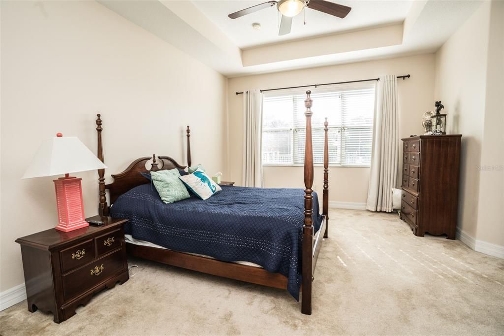 For Sale: $750,000 (3 beds, 3 baths, 2024 Square Feet)