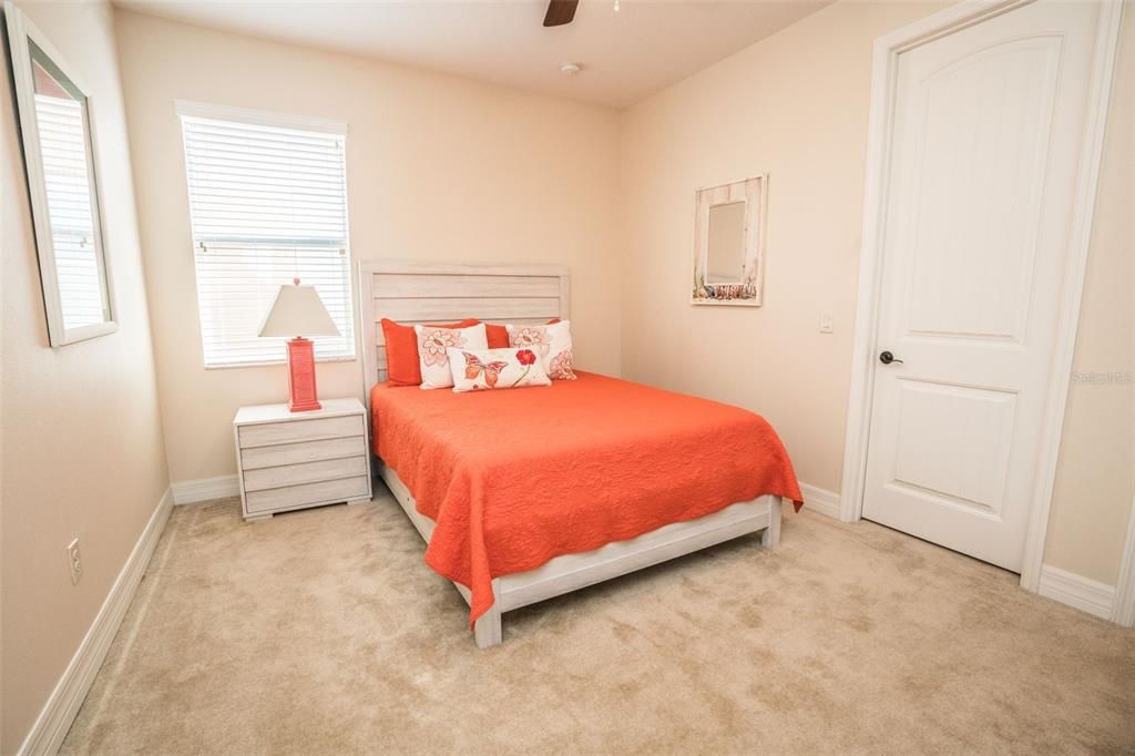 For Sale: $750,000 (3 beds, 3 baths, 2024 Square Feet)