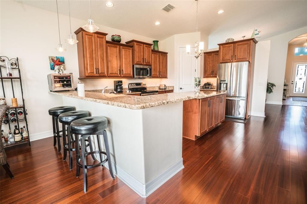 For Sale: $750,000 (3 beds, 3 baths, 2024 Square Feet)