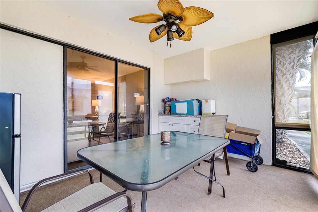 For Sale: $189,000 (2 beds, 2 baths, 1214 Square Feet)