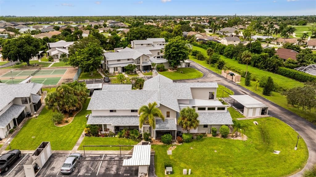 For Sale: $189,000 (2 beds, 2 baths, 1214 Square Feet)