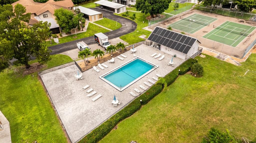 For Sale: $189,000 (2 beds, 2 baths, 1214 Square Feet)