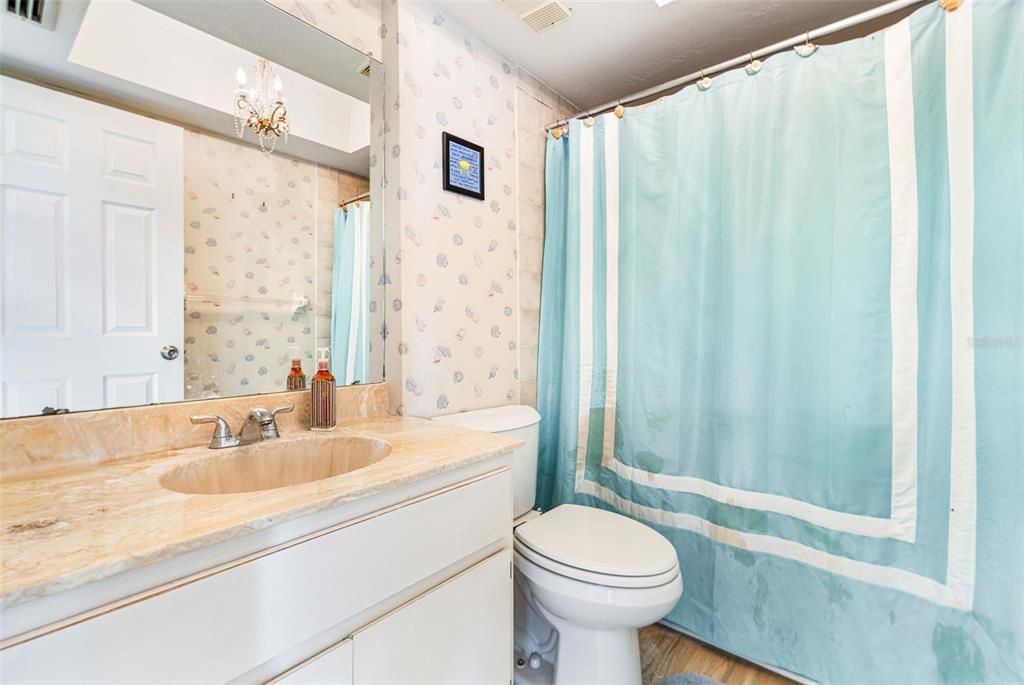 For Sale: $189,000 (2 beds, 2 baths, 1214 Square Feet)