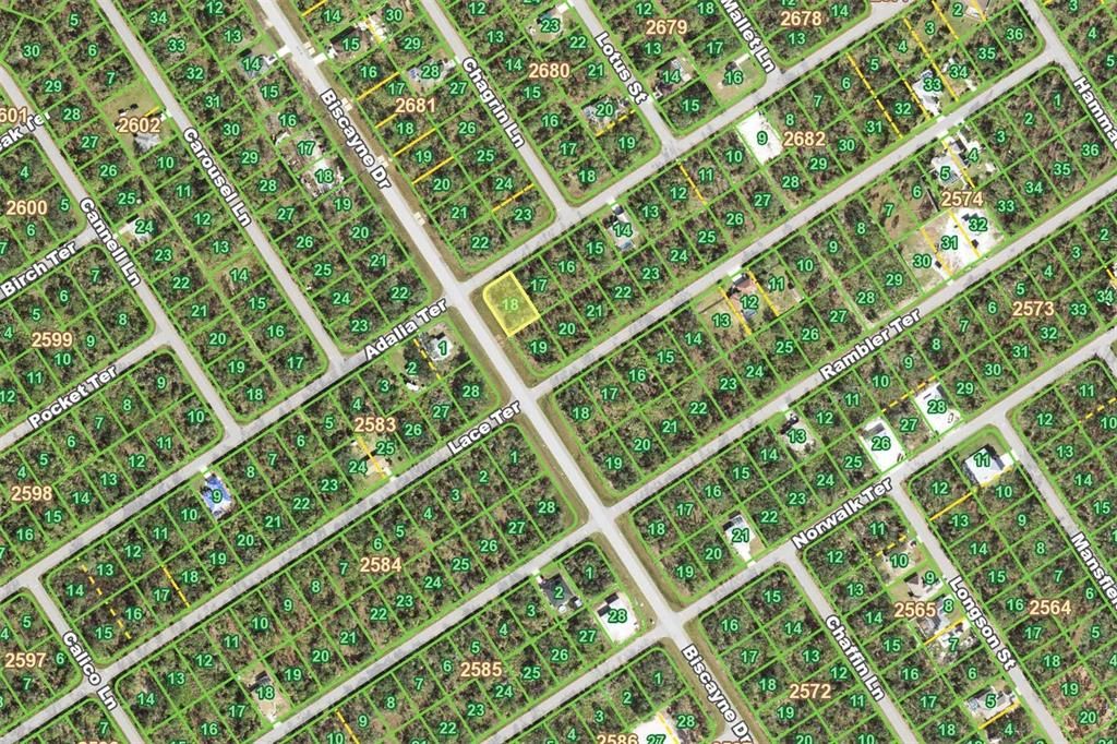 For Sale: $14,000 (0.24 acres)