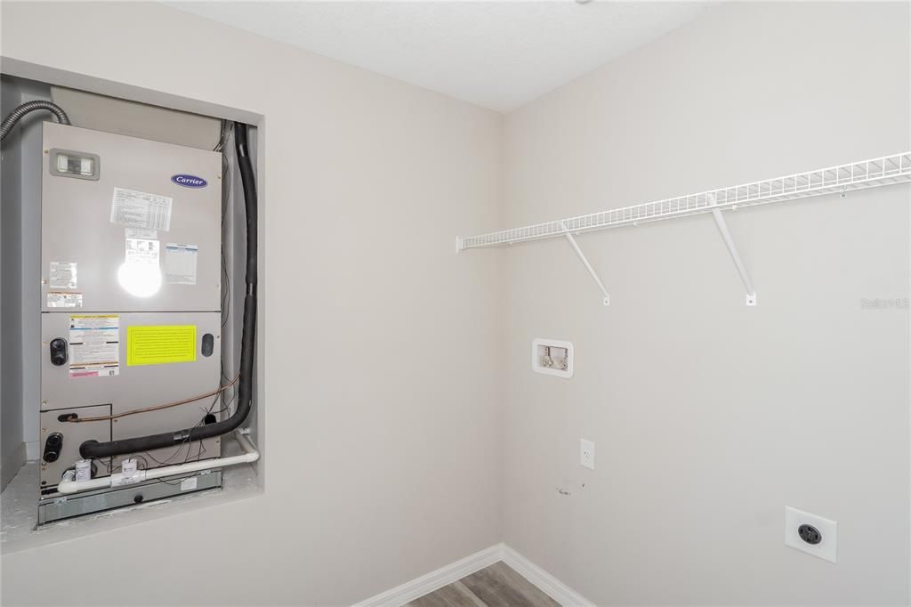 En Renta: $2,475 (4 camas, 2 baños, 1737 Pies cuadrados)