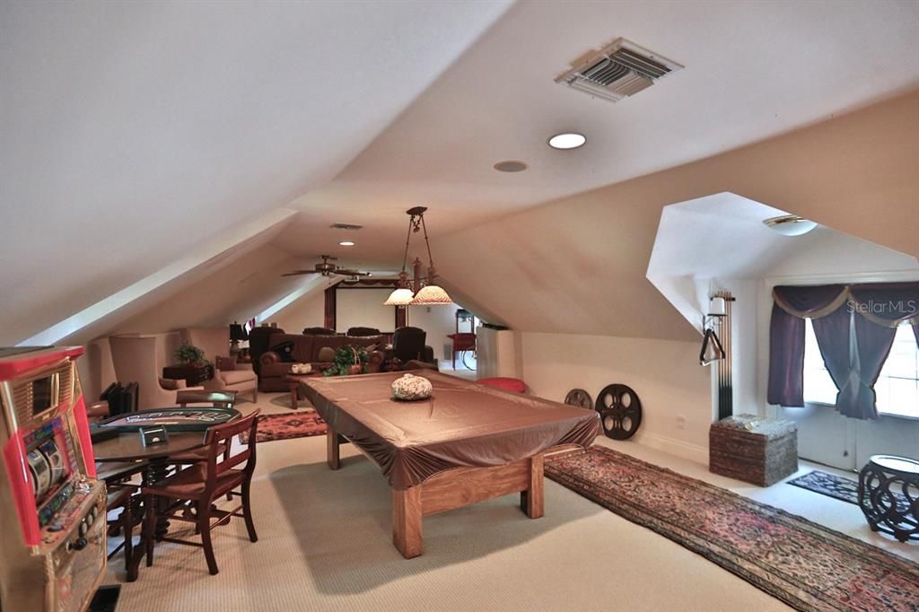 待售: $1,599,000 (4 贝兹, 4 浴室, 5821 平方英尺)