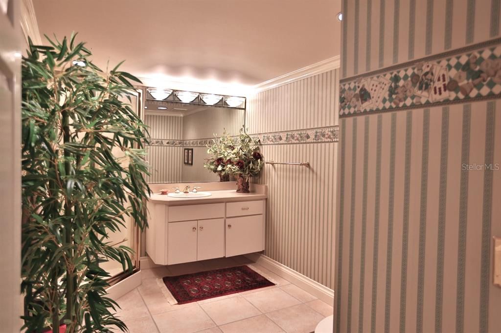 待售: $1,599,000 (4 贝兹, 4 浴室, 5821 平方英尺)