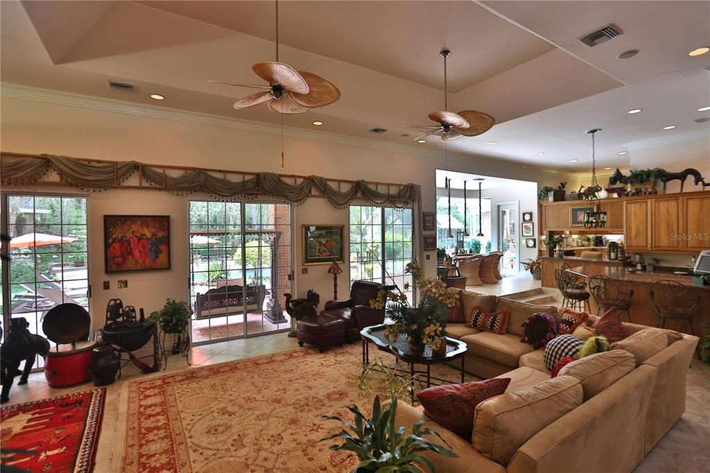 待售: $1,599,000 (4 贝兹, 4 浴室, 5821 平方英尺)