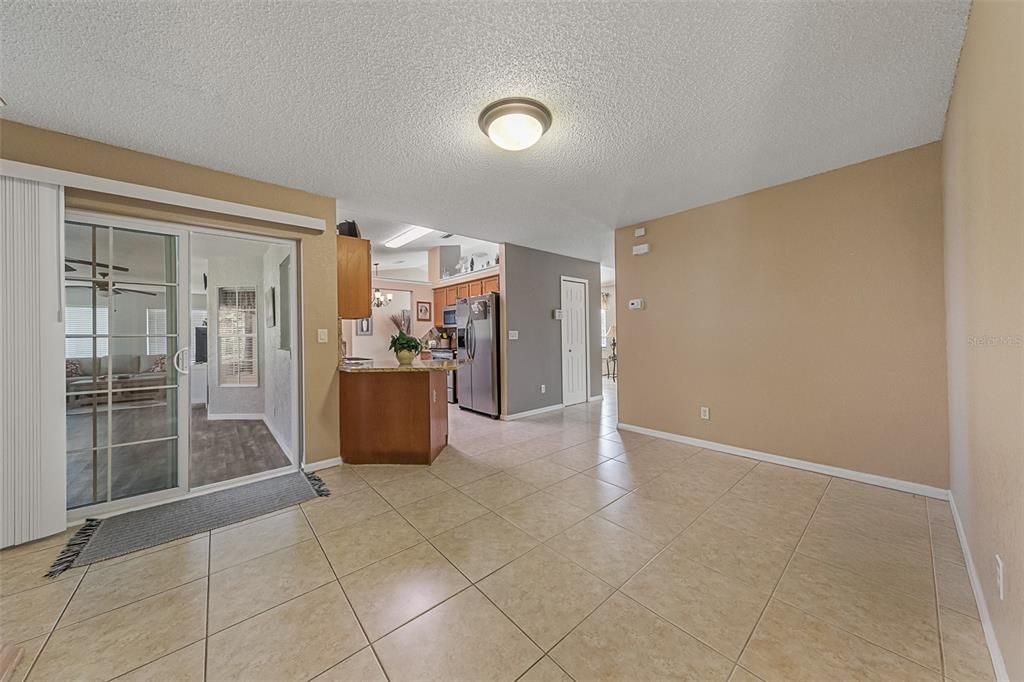 For Sale: $350,000 (3 beds, 2 baths, 1772 Square Feet)