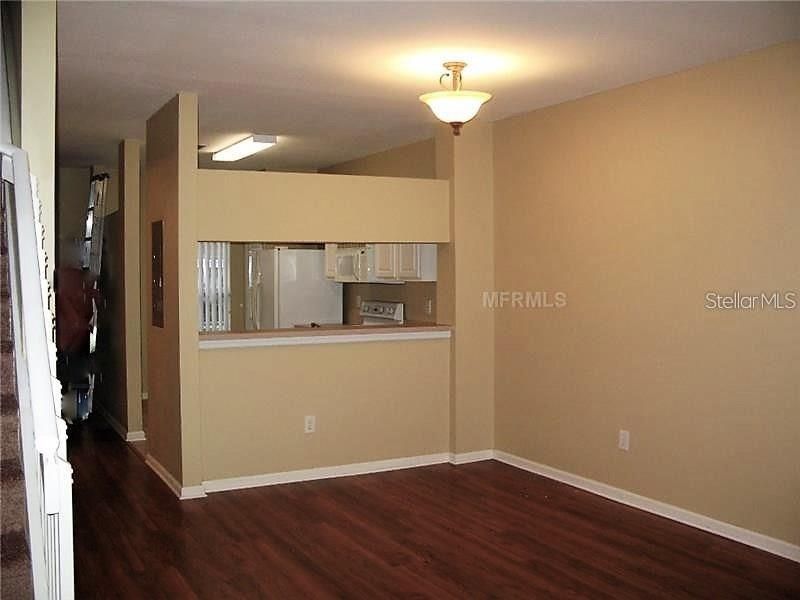 For Rent: $1,750 (2 beds, 2 baths, 1095 Square Feet)