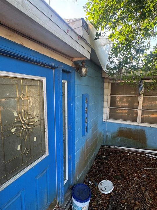 待售: $235,000 (4 贝兹, 2 浴室, 1256 平方英尺)