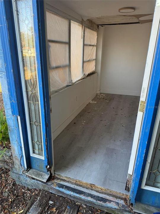 待售: $235,000 (4 贝兹, 2 浴室, 1256 平方英尺)