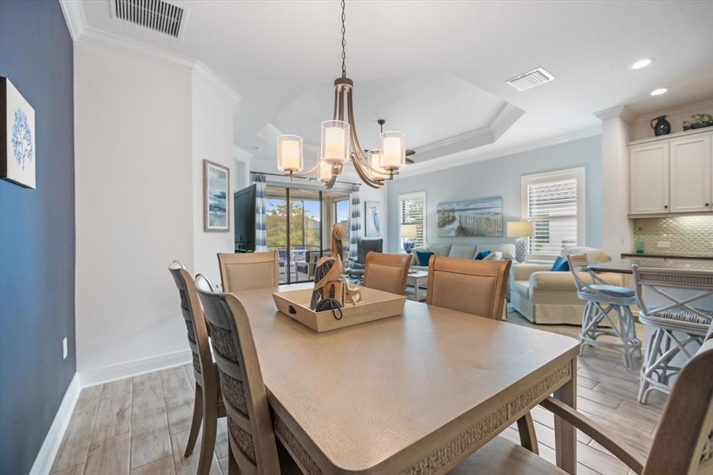 For Sale: $405,000 (2 beds, 2 baths, 1632 Square Feet)