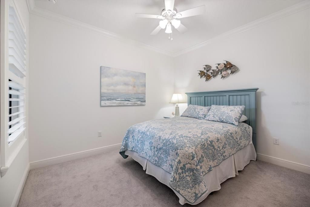 For Sale: $405,000 (2 beds, 2 baths, 1632 Square Feet)