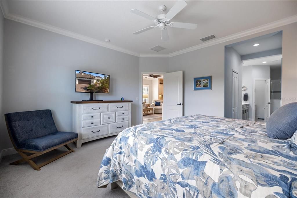 For Sale: $405,000 (2 beds, 2 baths, 1632 Square Feet)