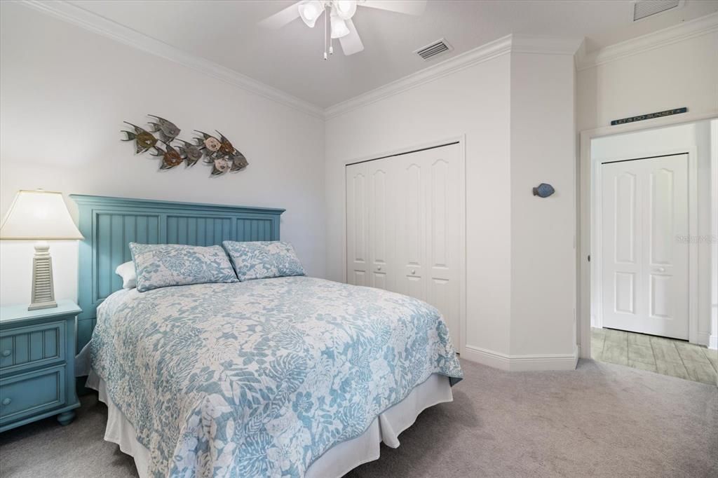 For Sale: $405,000 (2 beds, 2 baths, 1632 Square Feet)