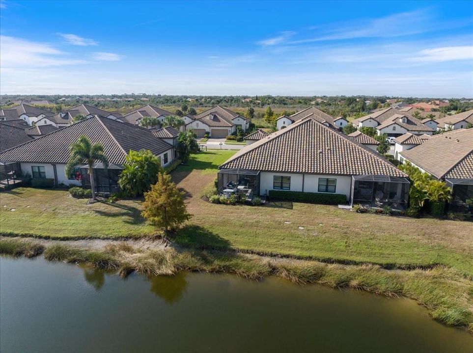 For Sale: $405,000 (2 beds, 2 baths, 1632 Square Feet)