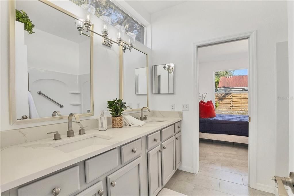 En Venta: $410,000 (3 camas, 2 baños, 1544 Pies cuadrados)