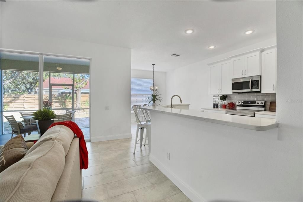 En Venta: $410,000 (3 camas, 2 baños, 1544 Pies cuadrados)