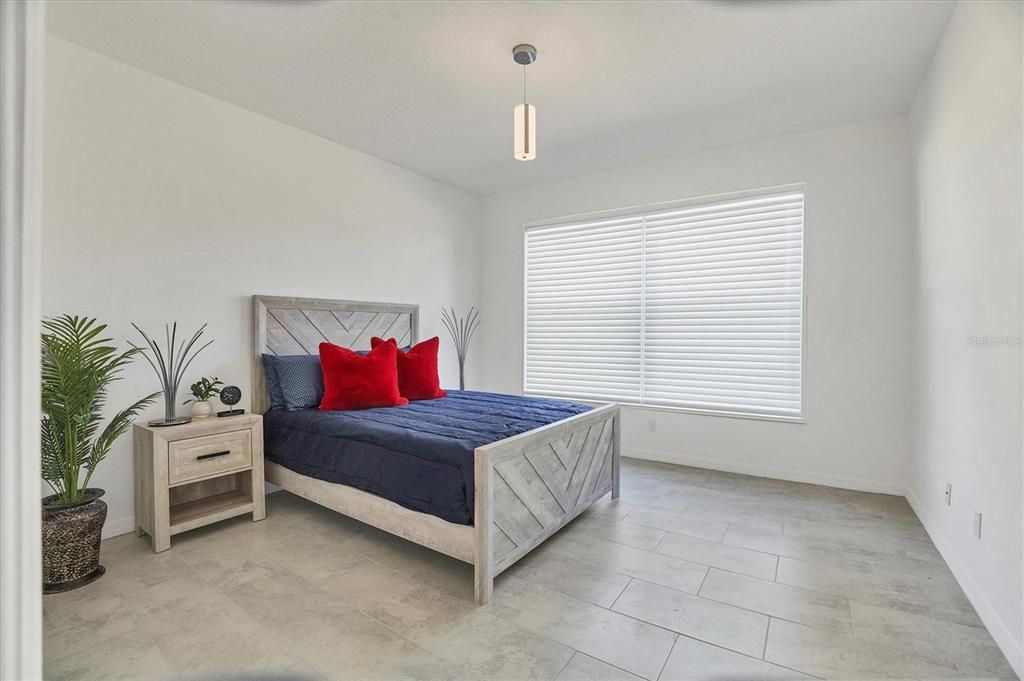 En Venta: $410,000 (3 camas, 2 baños, 1544 Pies cuadrados)