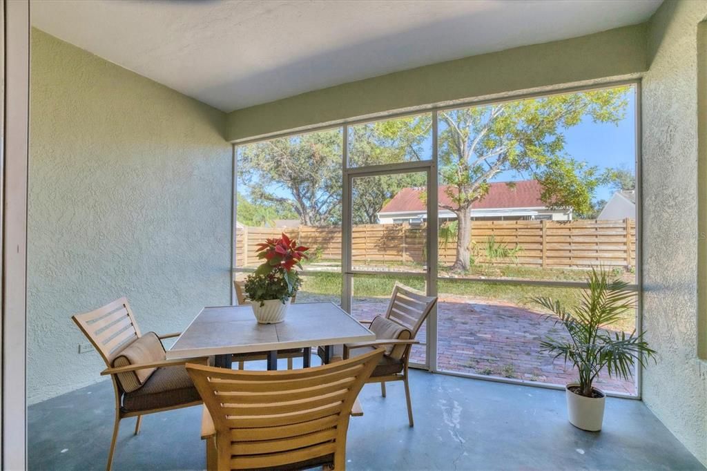 En Venta: $410,000 (3 camas, 2 baños, 1544 Pies cuadrados)