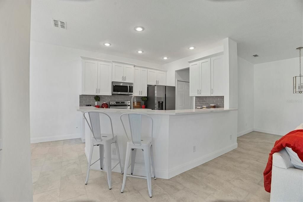 En Venta: $410,000 (3 camas, 2 baños, 1544 Pies cuadrados)