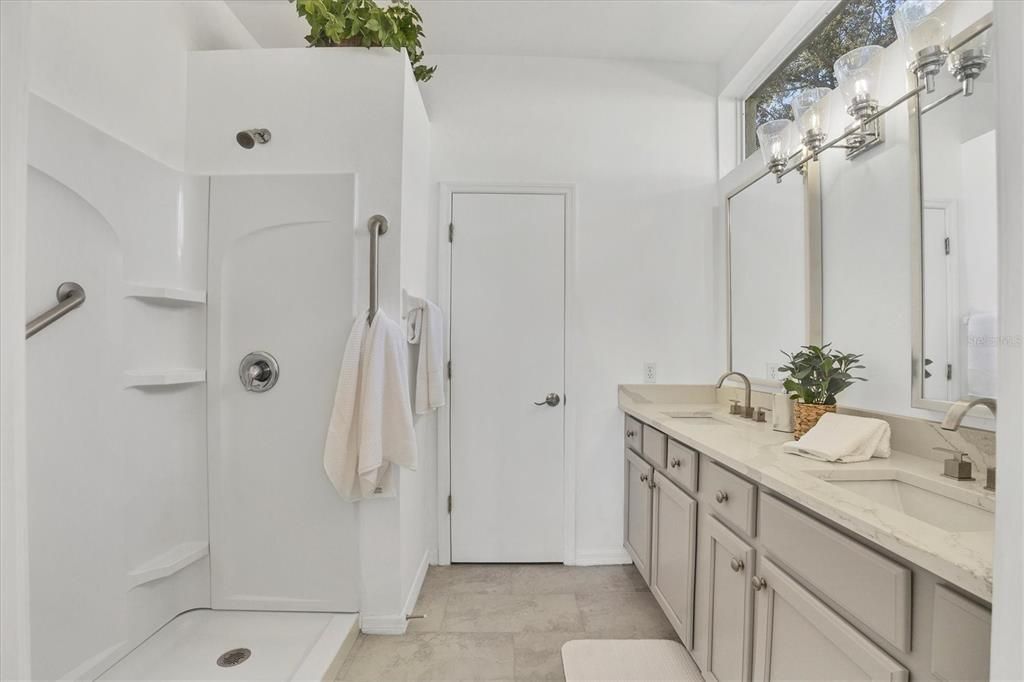 En Venta: $410,000 (3 camas, 2 baños, 1544 Pies cuadrados)