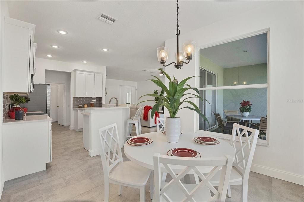 En Venta: $410,000 (3 camas, 2 baños, 1544 Pies cuadrados)