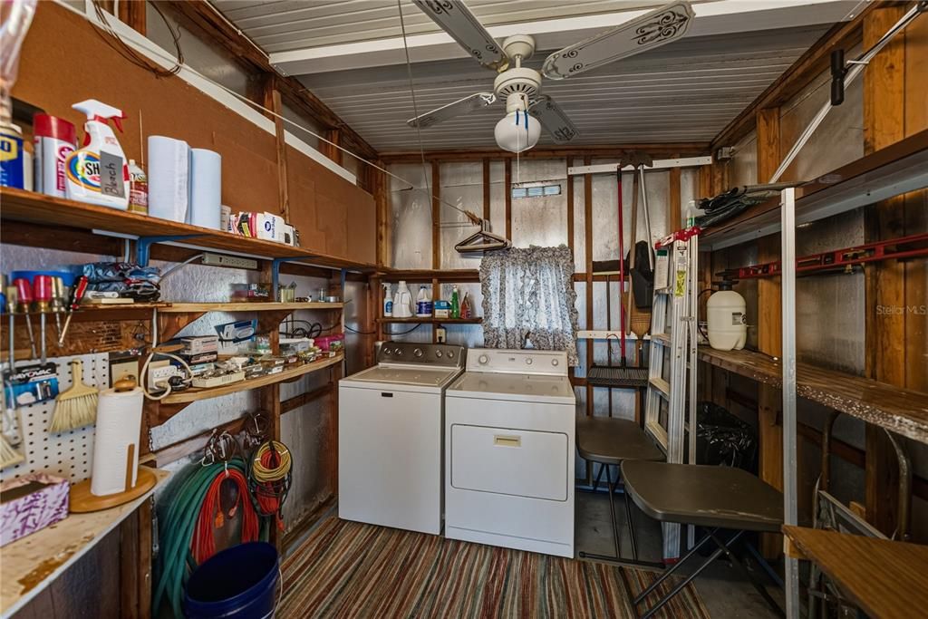 合同活跃: $114,900 (2 贝兹, 2 浴室, 840 平方英尺)