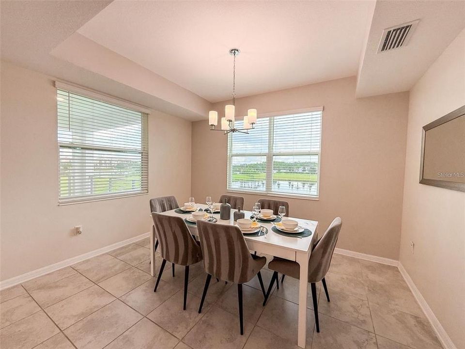 For Sale: $299,900 (2 beds, 2 baths, 1196 Square Feet)