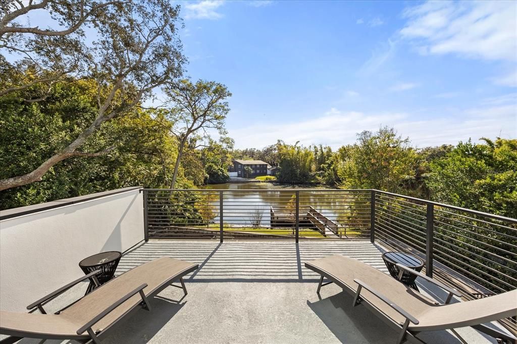 На продажу: $949,000 (3 спален, 3 ванн, 2160 Квадратных фут)