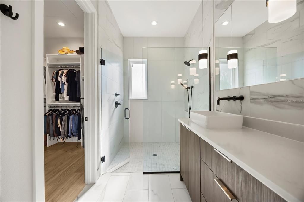 На продажу: $949,000 (3 спален, 3 ванн, 2160 Квадратных фут)