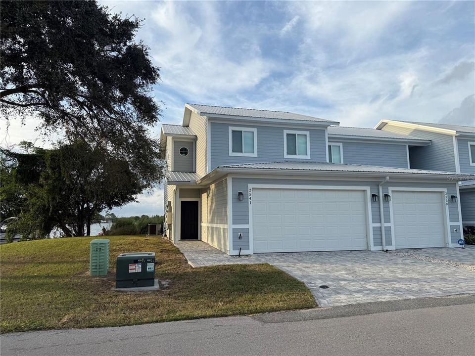 出租: $1,995 (3 贝兹, 2 浴室, 1625 平方英尺)