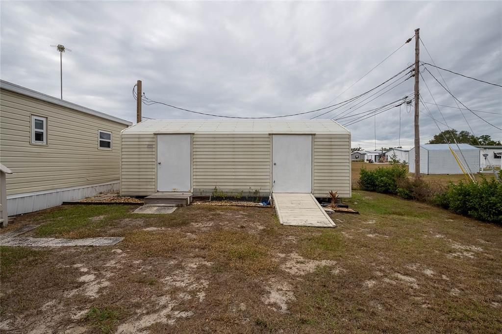 For Sale: $145,000 (2 beds, 2 baths, 1152 Square Feet)