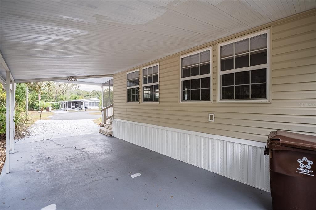 For Sale: $145,000 (2 beds, 2 baths, 1152 Square Feet)