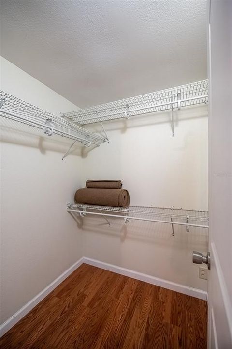 For Sale: $145,000 (2 beds, 2 baths, 1152 Square Feet)