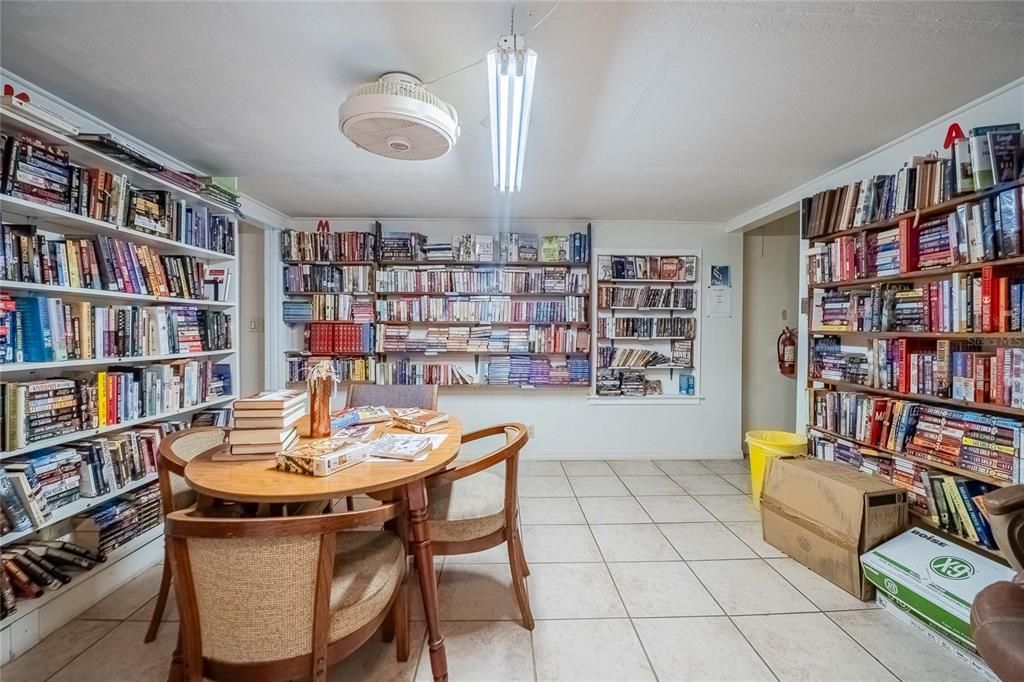 For Sale: $145,000 (2 beds, 2 baths, 1152 Square Feet)