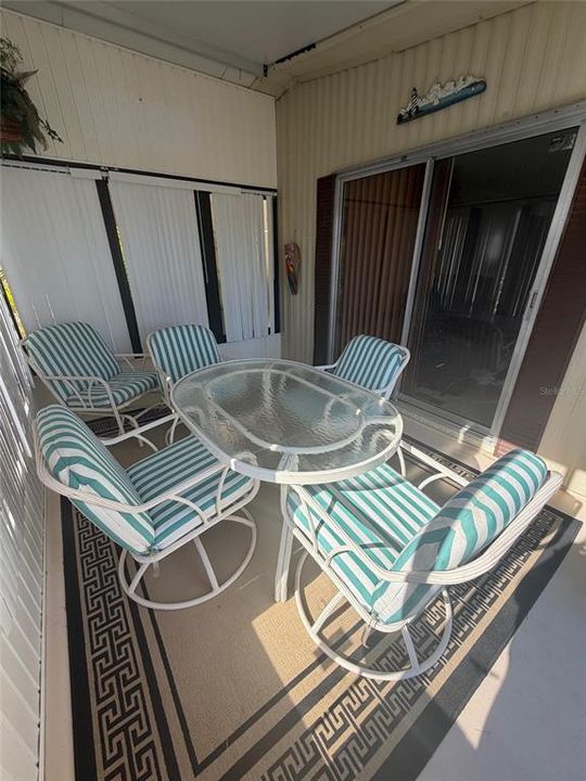 For Sale: $97,000 (2 beds, 2 baths, 768 Square Feet)