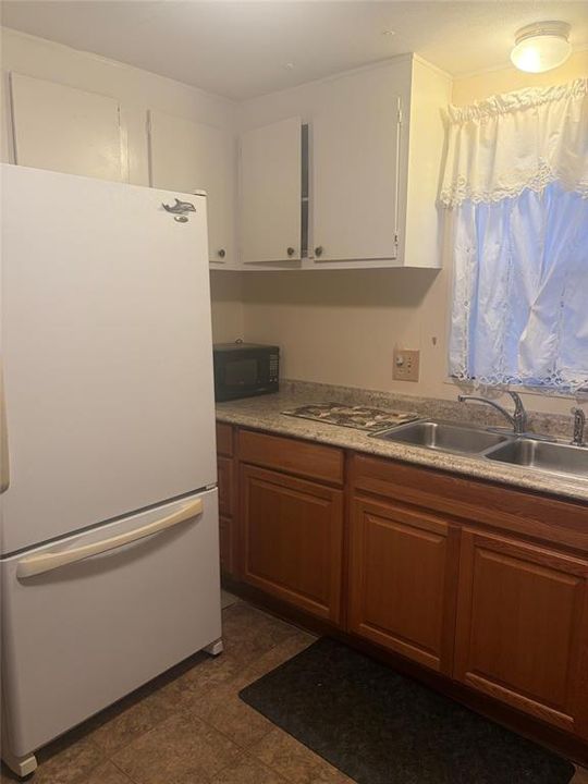 For Sale: $97,000 (2 beds, 2 baths, 768 Square Feet)