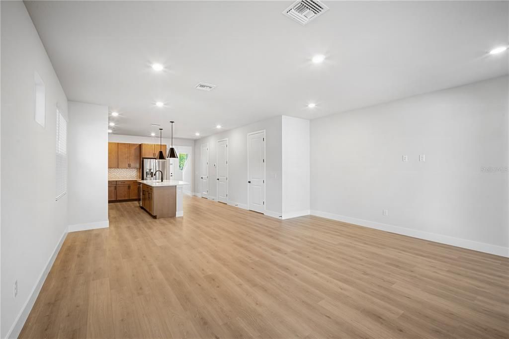 For Rent: $5,395 (3 beds, 2 baths, 2091 Square Feet)