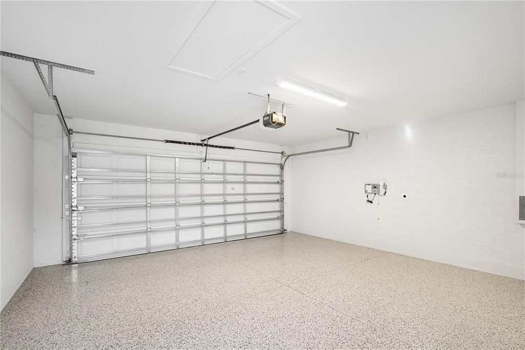 For Rent: $5,395 (3 beds, 2 baths, 2091 Square Feet)