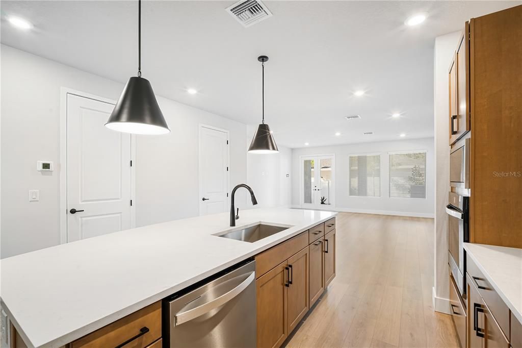 For Rent: $5,395 (3 beds, 2 baths, 2091 Square Feet)