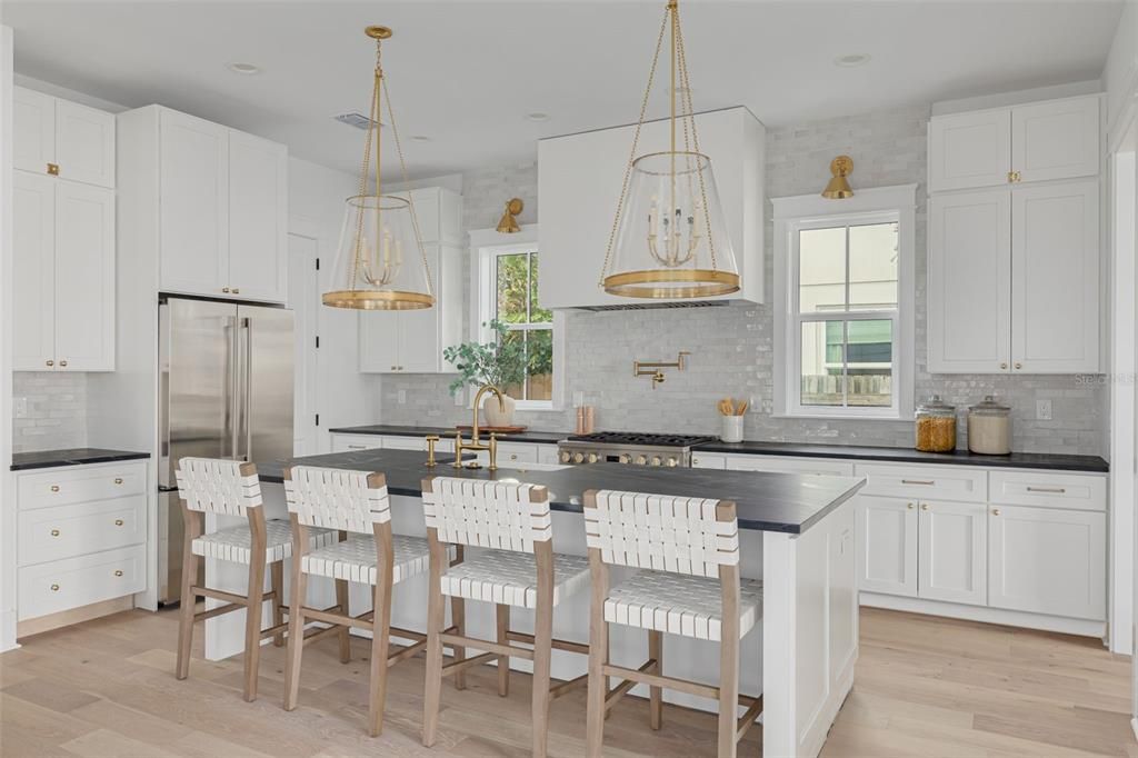 For Sale: $1,399,000 (5 beds, 3 baths, 2990 Square Feet)