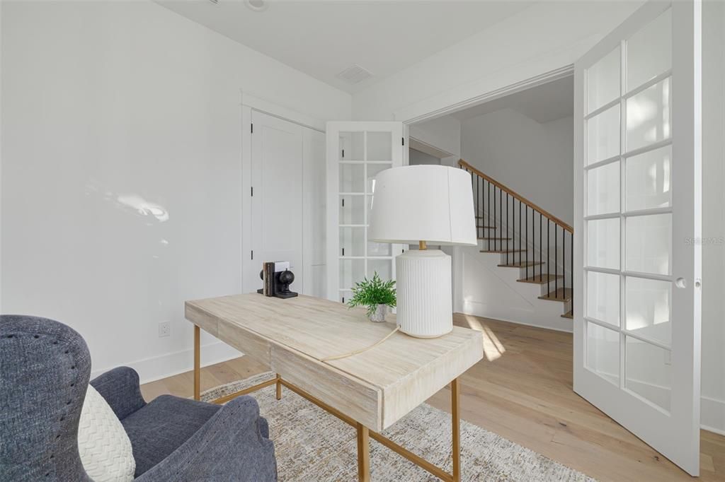 For Sale: $1,399,000 (5 beds, 3 baths, 2990 Square Feet)