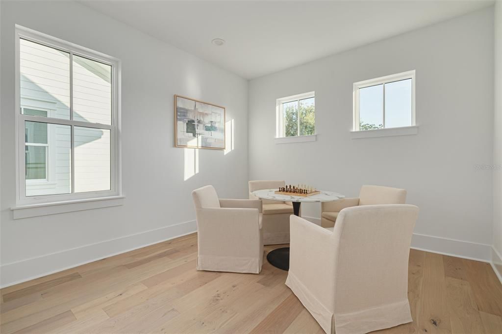 For Sale: $1,399,000 (5 beds, 3 baths, 2990 Square Feet)